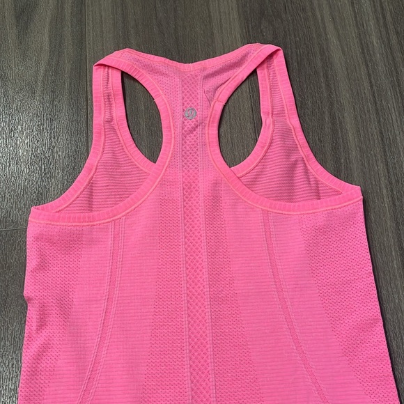 Lululemon Swiftly Tech Racerback - Picture 6 of 10